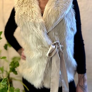 Elegant Faux Fur Vest with Satin Tie - Cream